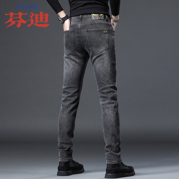 ブランドジーンズ背面デザイン